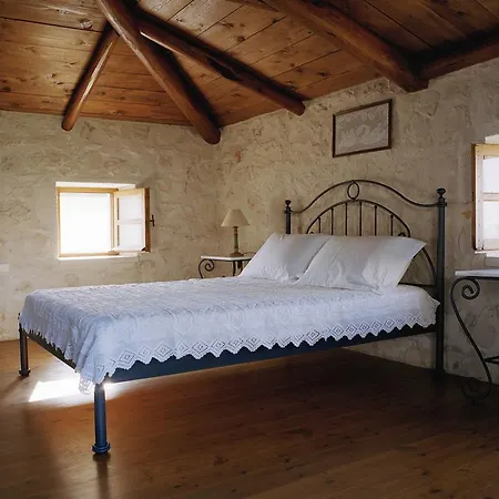 Pensiune agroturistice Lithies Farm *