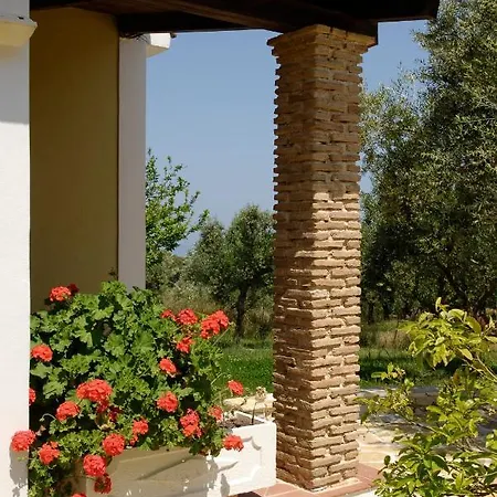 Lithies Farm Vasilikí