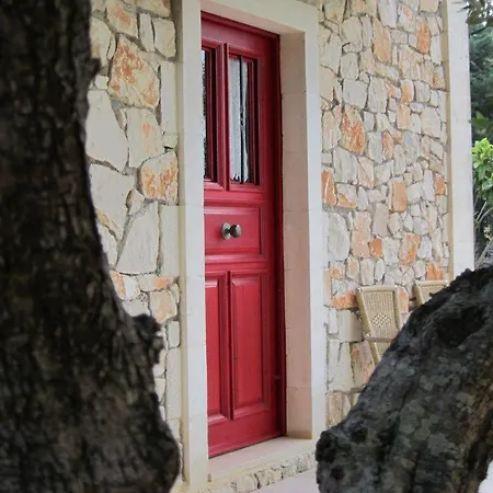Çiftlik konaklama Lithies Farm *