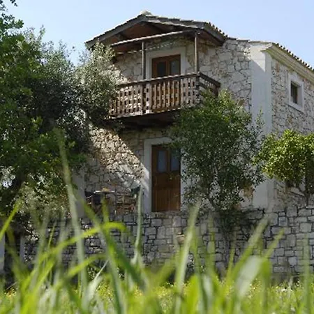 Çiftlik konaklama Lithies Farm
